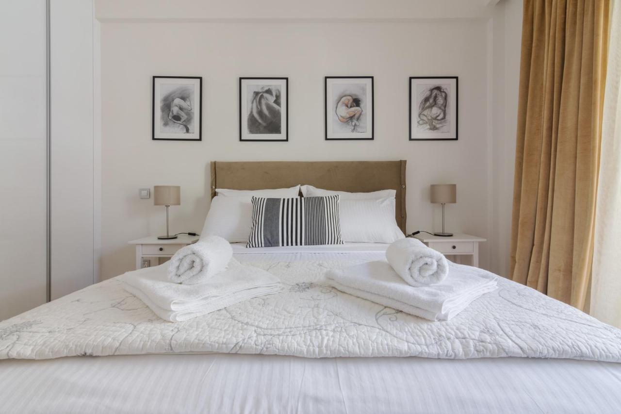 Beautiful Apartment In The Center Of Афины Экстерьер фото